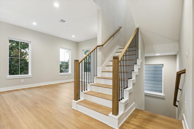 812 Thornton Street F, Houston, TX 77018