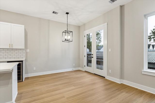 812 Thornton Street F, Houston, TX 77018