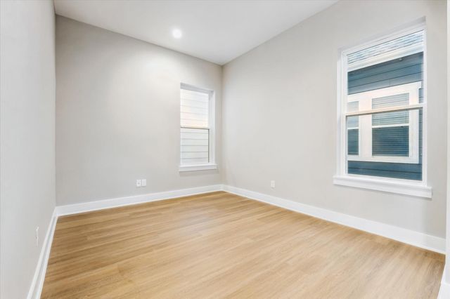 812 Thornton Street F, Houston, TX 77018