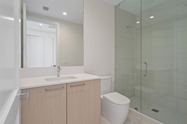 275 1ST AVENUE S 2401, St Petersburg, FL 33701