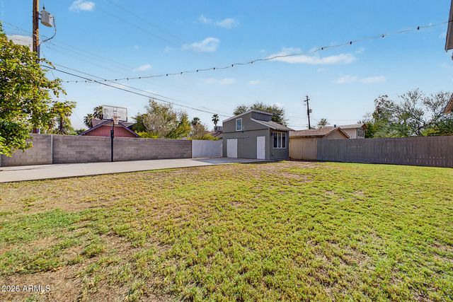 515 W LYNWOOD Street, Phoenix, AZ 85003