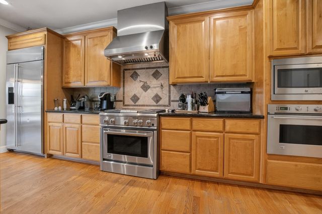 735 N Fine Rd, Linden, CA 95236
