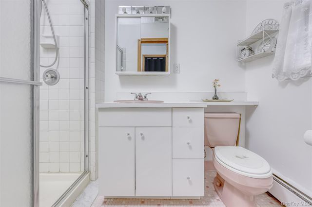 16 Sterling Forest Lane, Suffern, NY 10901