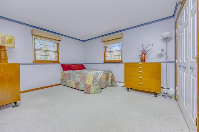 16 Sterling Forest Lane, Suffern, NY 10901