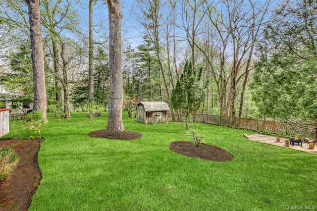 16 Sterling Forest Lane, Suffern, NY 10901