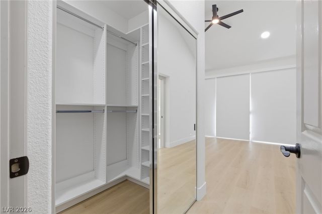 4944 Crooked Stick Way, Las Vegas, NV 89113