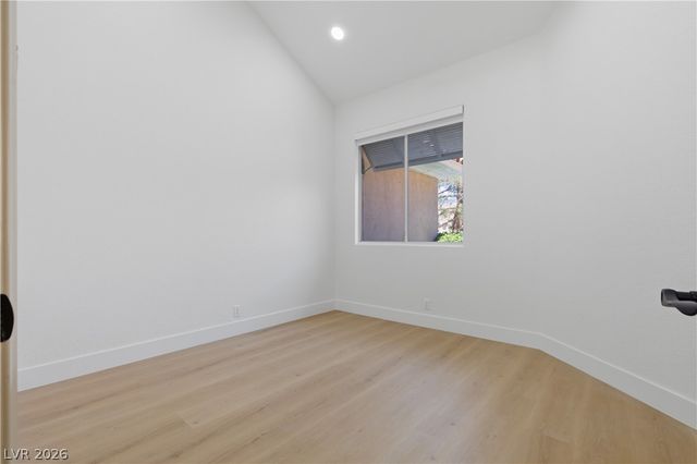 4944 Crooked Stick Way, Las Vegas, NV 89113