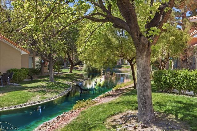 4944 Crooked Stick Way, Las Vegas, NV 89113