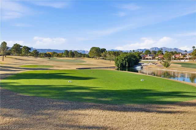 4944 Crooked Stick Way, Las Vegas, NV 89113