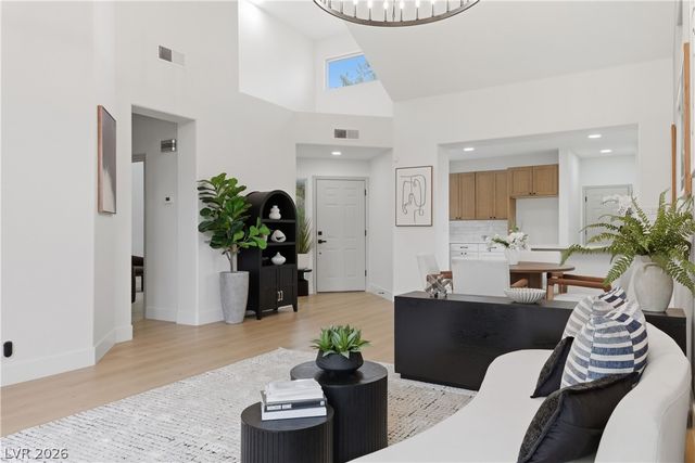 4944 Crooked Stick Way, Las Vegas, NV 89113