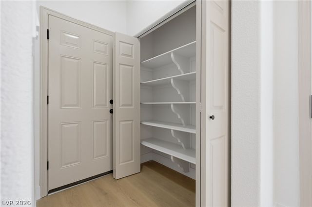 4944 Crooked Stick Way, Las Vegas, NV 89113