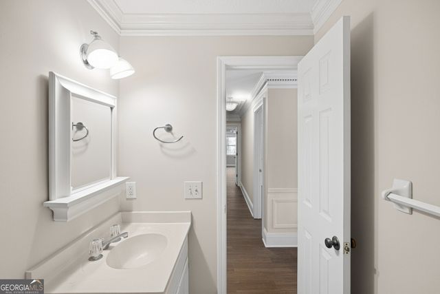 2360 Kimbrough Court, Sandy Springs, GA 30350