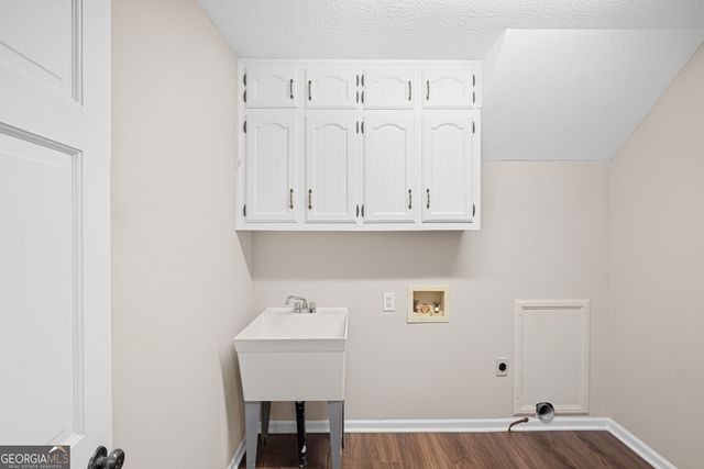 2360 Kimbrough Court, Sandy Springs, GA 30350