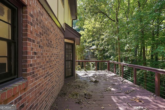 2360 Kimbrough Court, Sandy Springs, GA 30350