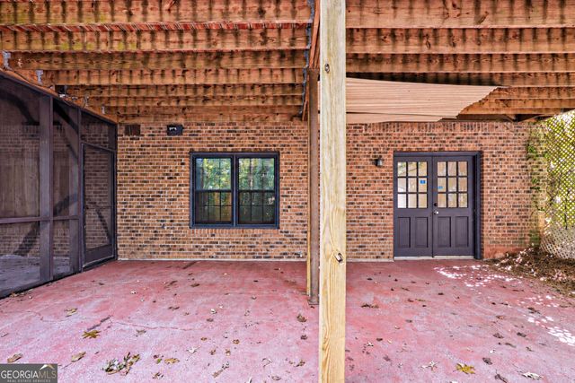 2360 Kimbrough Court, Sandy Springs, GA 30350