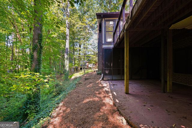 2360 Kimbrough Court, Sandy Springs, GA 30350