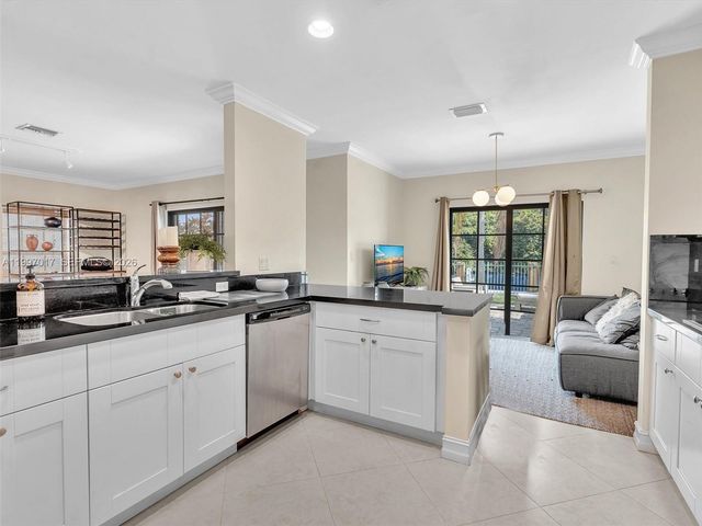 2901 Hidden Harbour St, Dania Beach, FL 33312