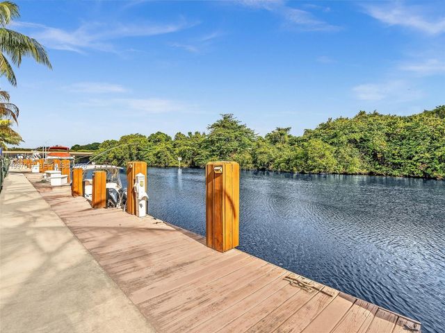 2901 Hidden Harbour St, Dania Beach, FL 33312