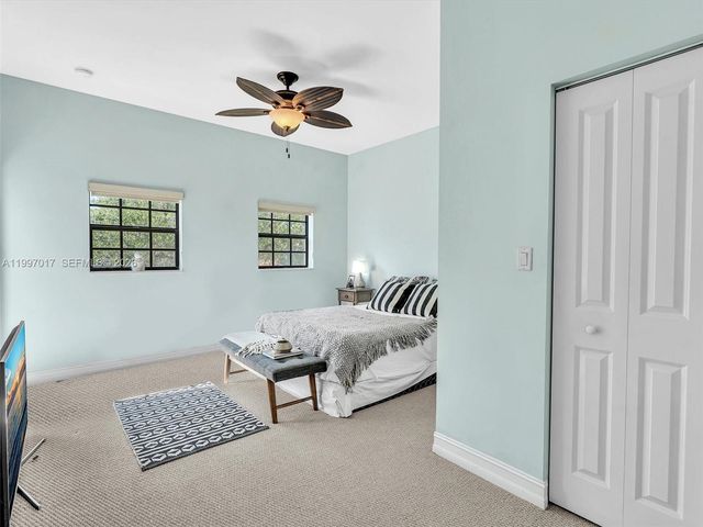 2901 Hidden Harbour St, Dania Beach, FL 33312