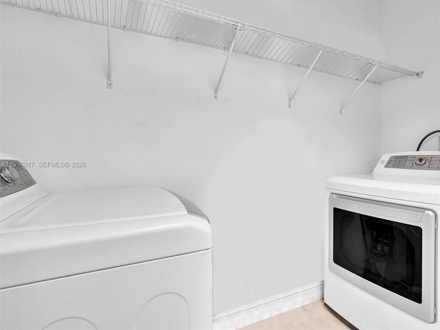 2901 Hidden Harbour St, Dania Beach, FL 33312