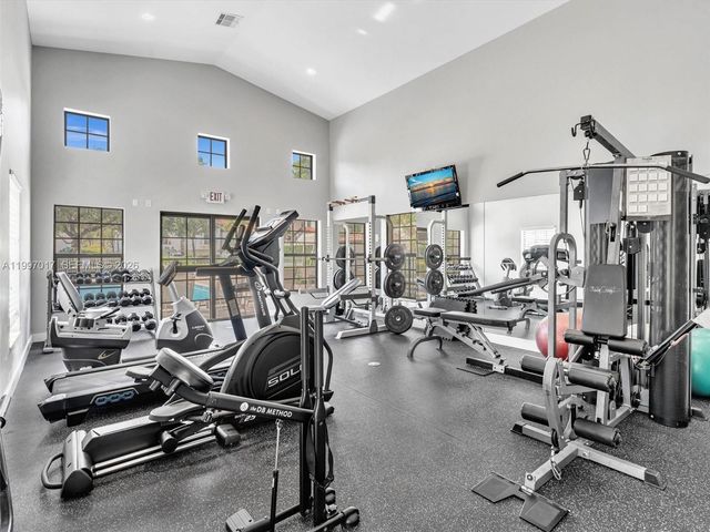 2901 Hidden Harbour St, Dania Beach, FL 33312