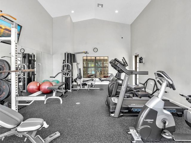 2901 Hidden Harbour St, Dania Beach, FL 33312