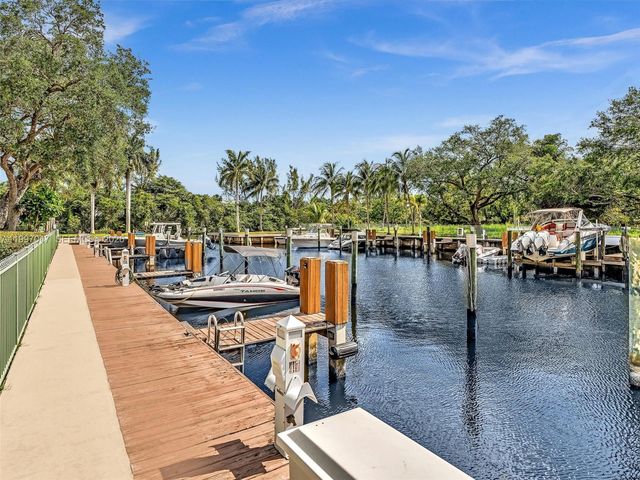 2901 Hidden Harbour St, Dania Beach, FL 33312