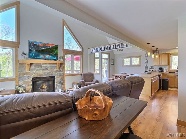 5777 Bonn Way East, Great Valley, NY 14741