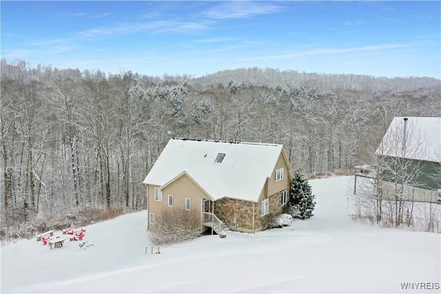 5777 Bonn Way East, Great Valley, NY 14741