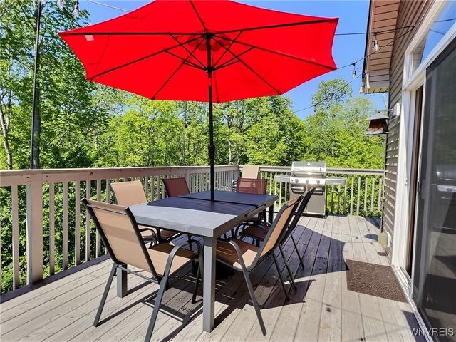 5777 Bonn Way East, Great Valley, NY 14741