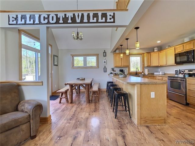 5777 Bonn Way East, Great Valley, NY 14741