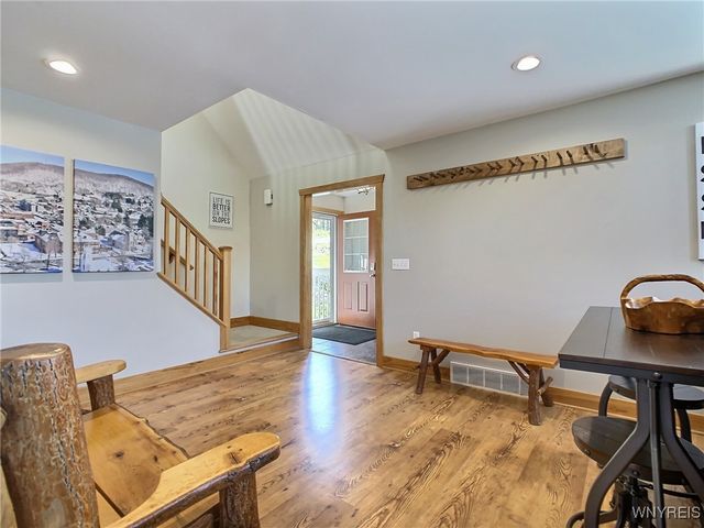 5777 Bonn Way East, Great Valley, NY 14741