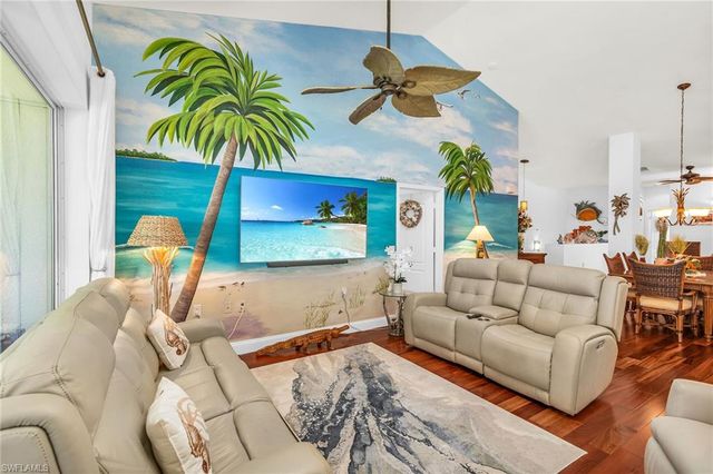 275 Cays DR # 2208, Naples, FL 34114