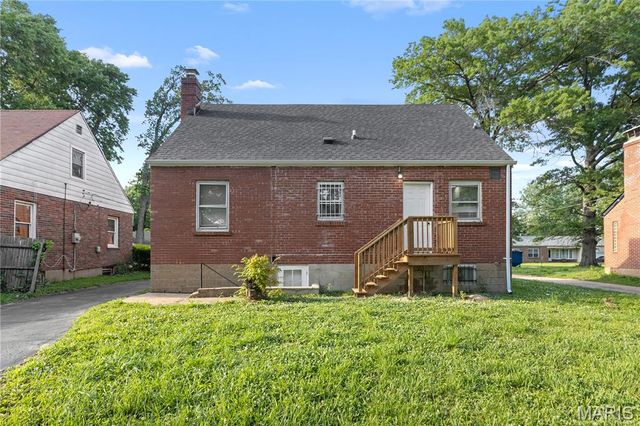 124 Habecking Drive, Jennings, MO 63137