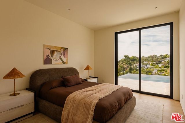 1511 Skylark Lane, Los Angeles, CA 90069