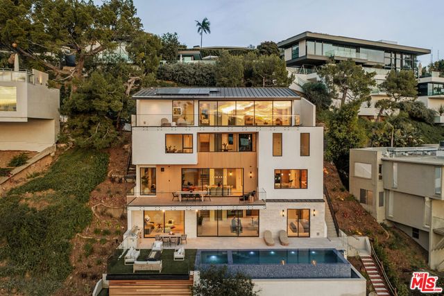 1511 Skylark Lane, Los Angeles, CA 90069