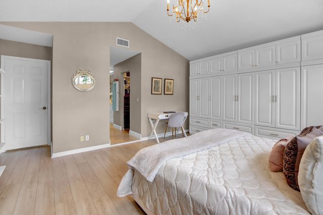 12 Brighton Court, Palm Beach Gardens, FL 33418