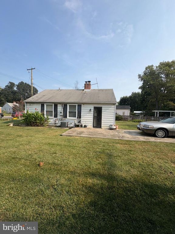4901 70TH PL, Hyattsville, MD 20784