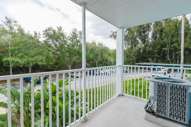 3315 58TH AVENUE S 222, St Petersburg, FL 33712