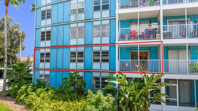 3315 58TH AVENUE S 222, St Petersburg, FL 33712