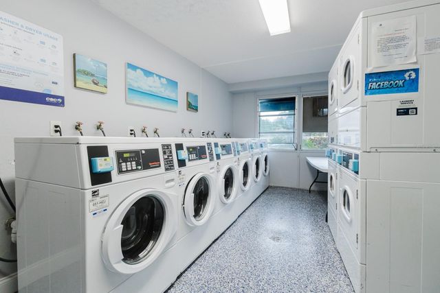 3315 58TH AVENUE S 222, St Petersburg, FL 33712