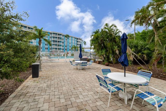 3315 58TH AVENUE S 222, St Petersburg, FL 33712