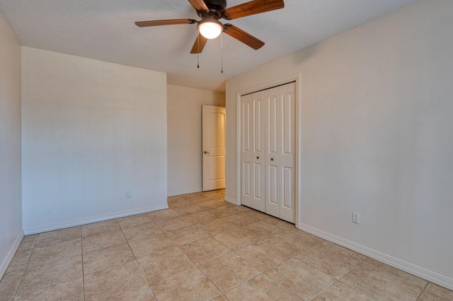1616 Zena Lona Street NE, Albuquerque, NM 87112