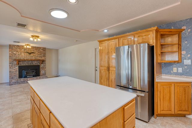 1616 Zena Lona Street NE, Albuquerque, NM 87112