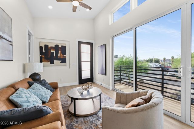 1115 S MONTEZUMA Avenue, Phoenix, AZ 85003
