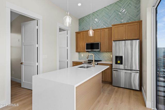 1115 S MONTEZUMA Avenue, Phoenix, AZ 85003