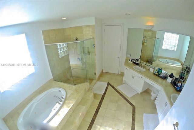 1675 NE 196th Street, Miami, FL 33179