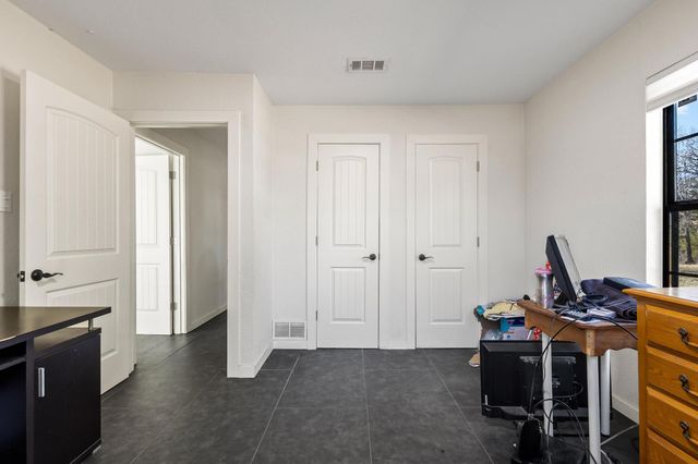 4572 County Road 2700, Telephone, TX 75488