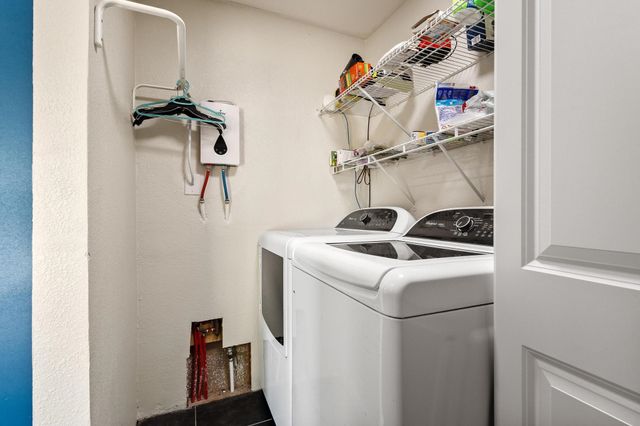 4572 County Road 2700, Telephone, TX 75488