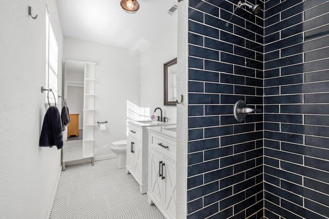 4572 County Road 2700, Telephone, TX 75488